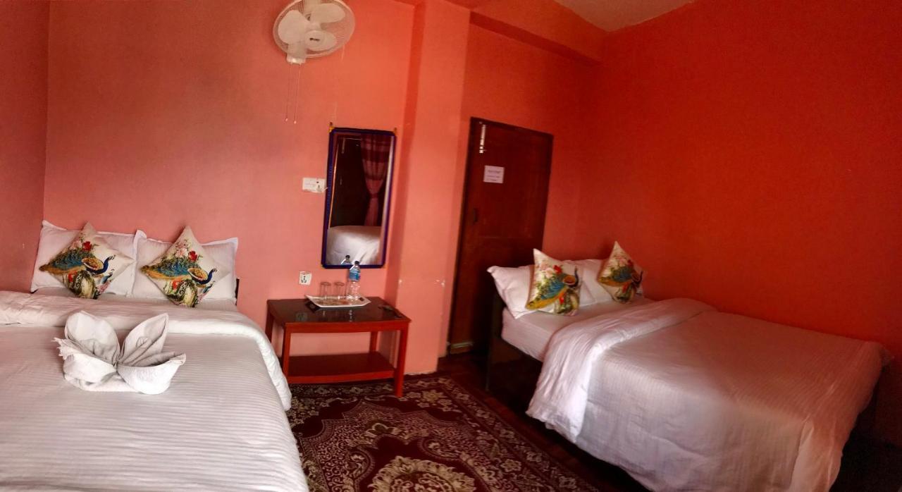 Shristi Hotel & Lodge Bandipur Exterior foto