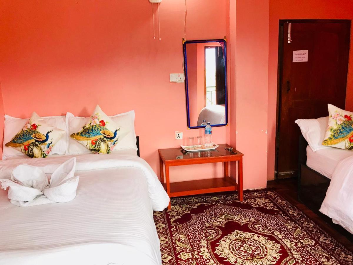 Shristi Hotel & Lodge Bandipur Exterior foto