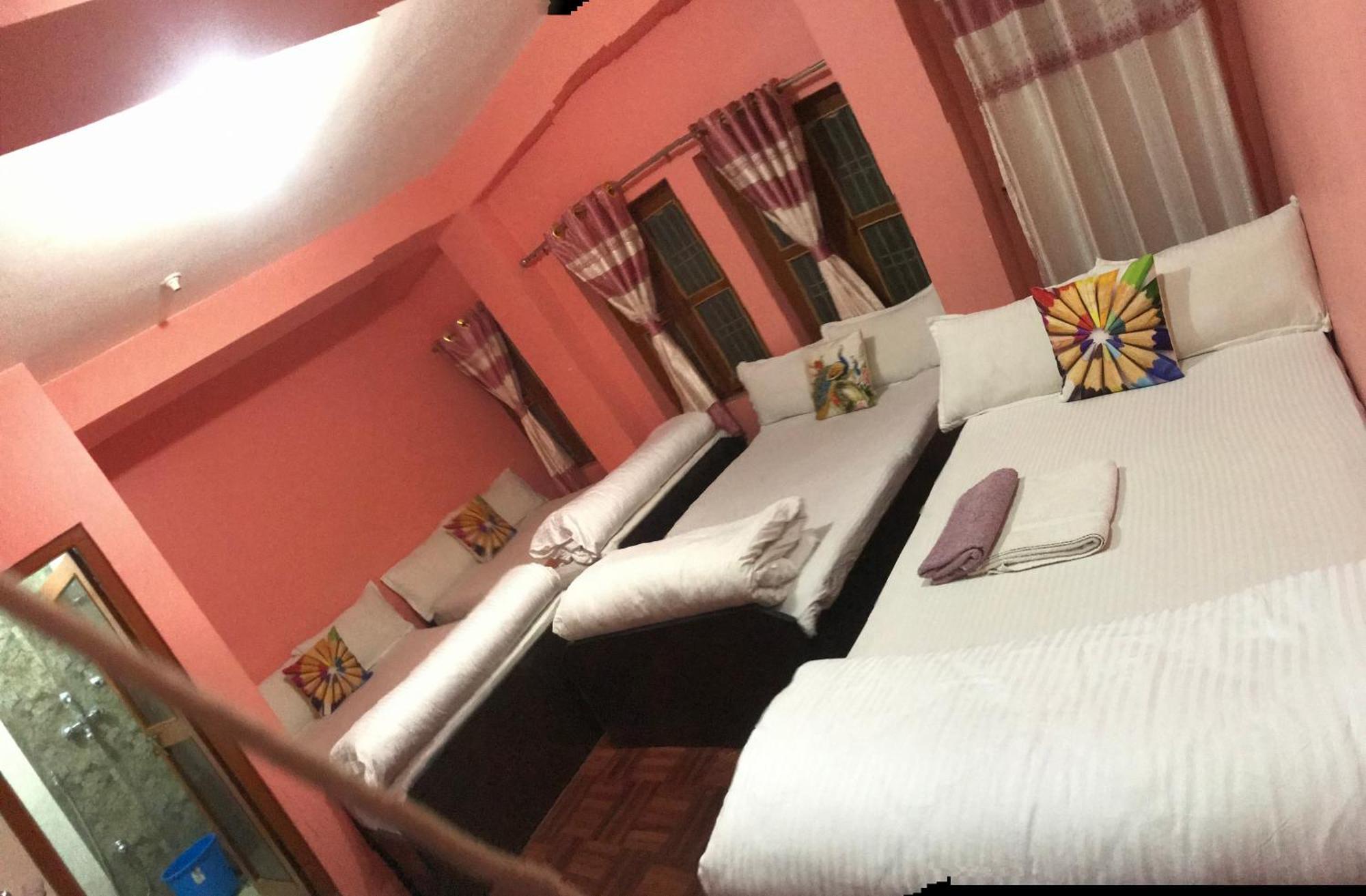 Shristi Hotel & Lodge Bandipur Exterior foto