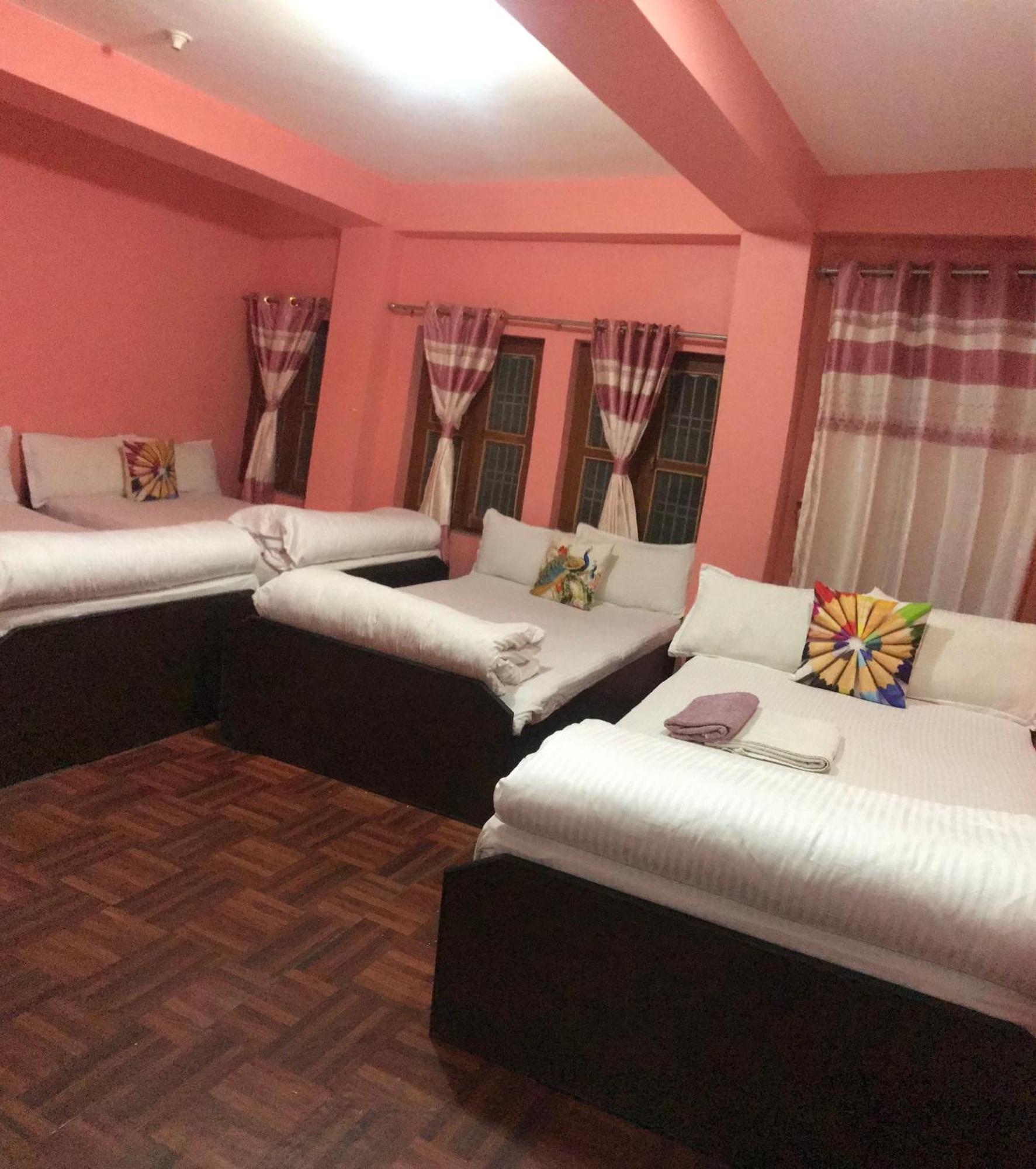 Shristi Hotel & Lodge Bandipur Exterior foto